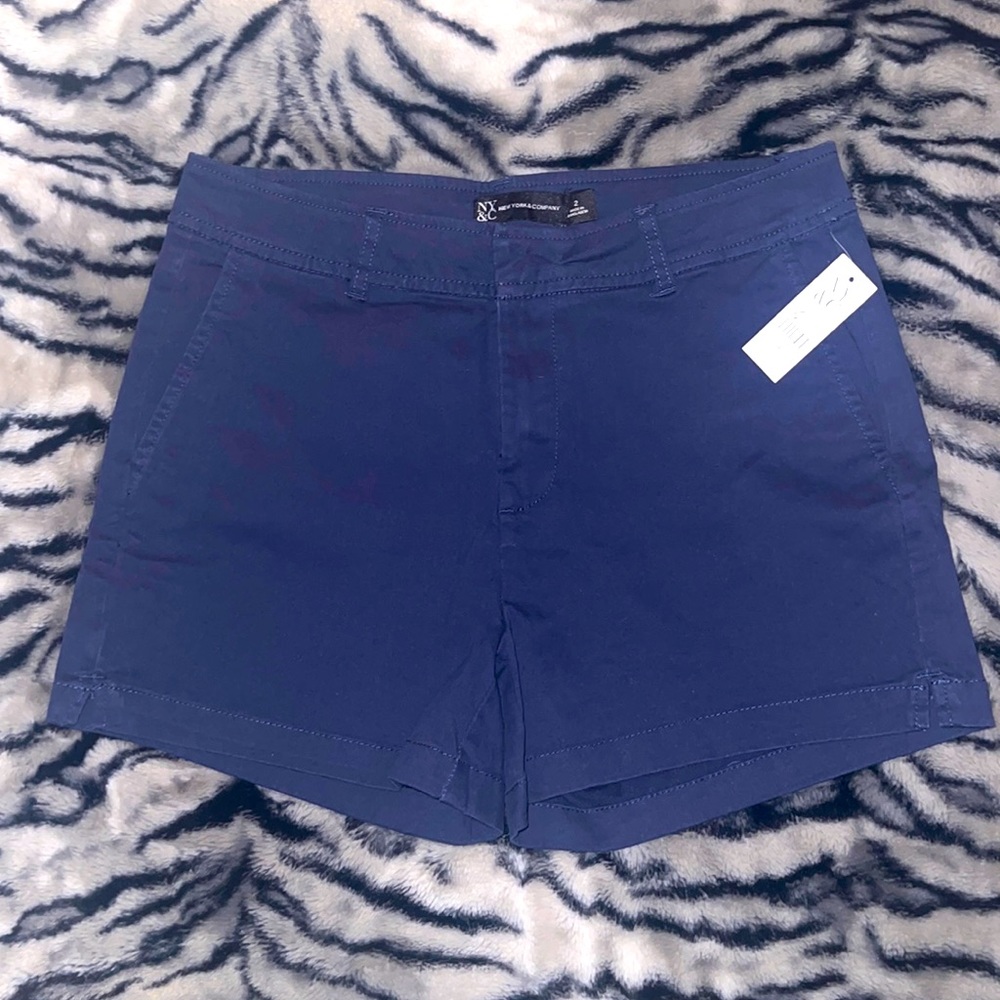 NWT, Navy, size 2 shorts
